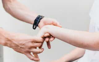 Hände, Rehabilitation